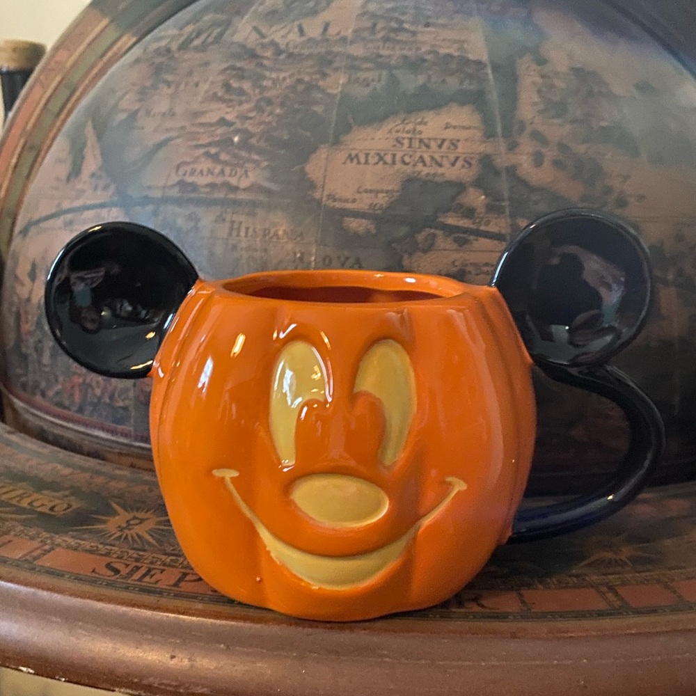 Disney Mickey Mouse Jack-O-Lantern Mug